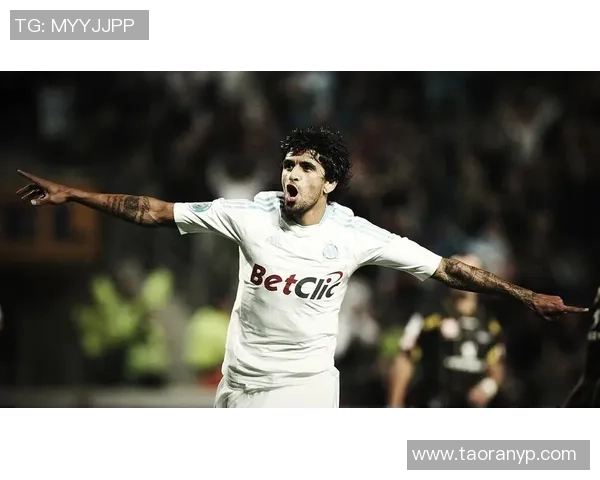 86号足球球星:从草根到巨星的传奇之路与背后故事 86号足球球星:从草根到巨星的传奇之路与背后故事